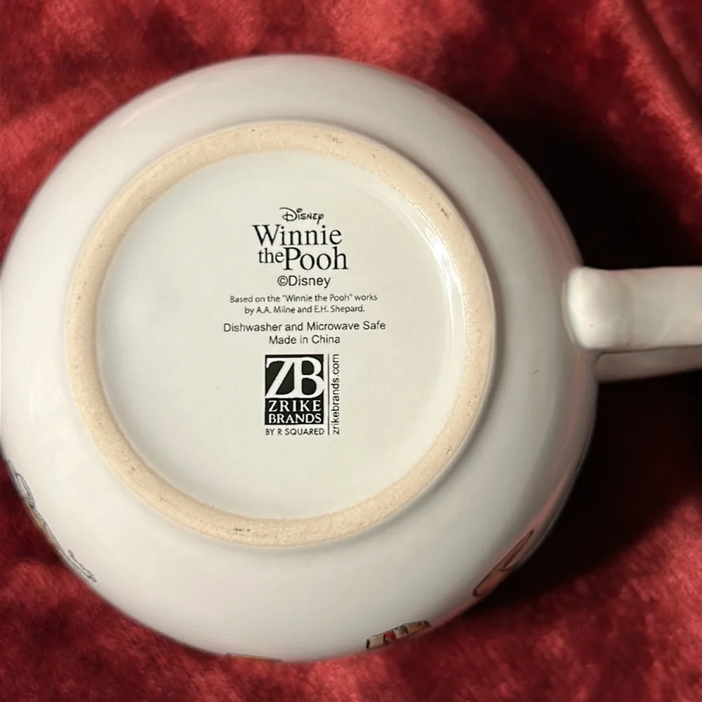 New Winnie the Pooh Christmas Mug